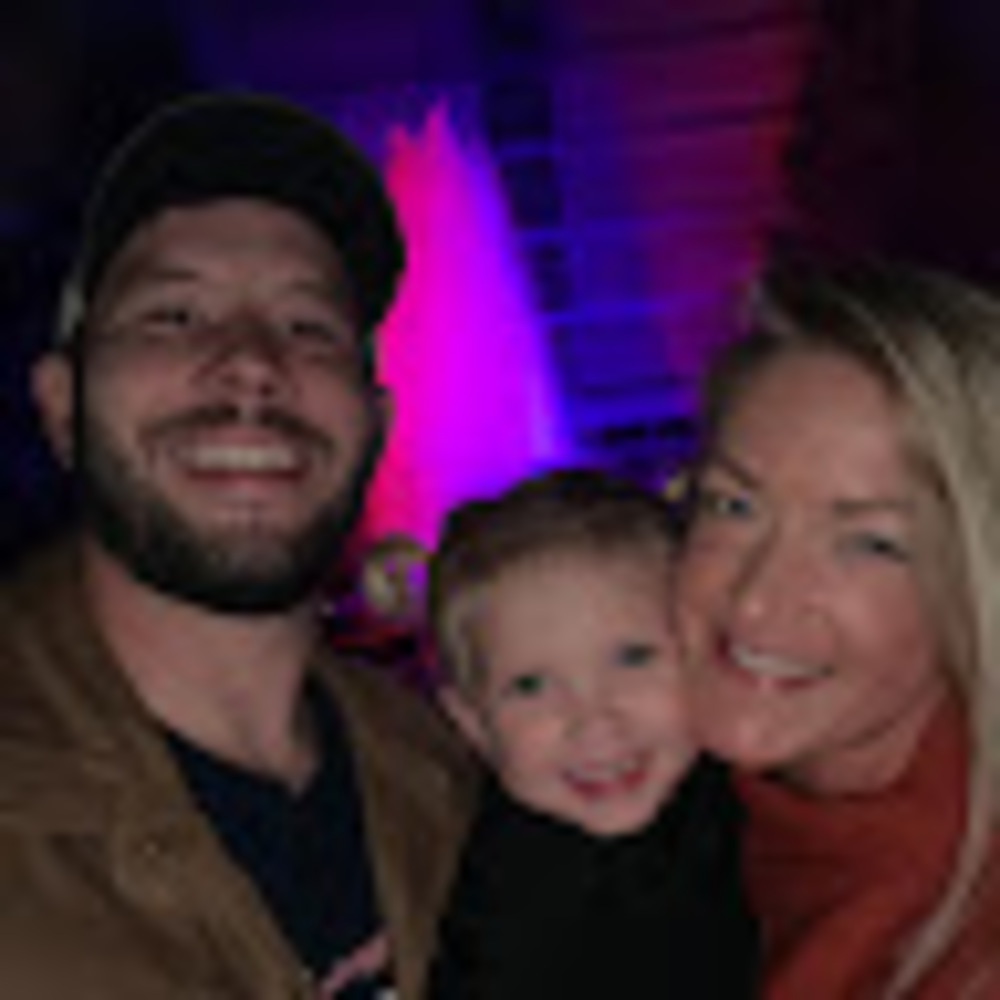 Meet your Posher, Dereck